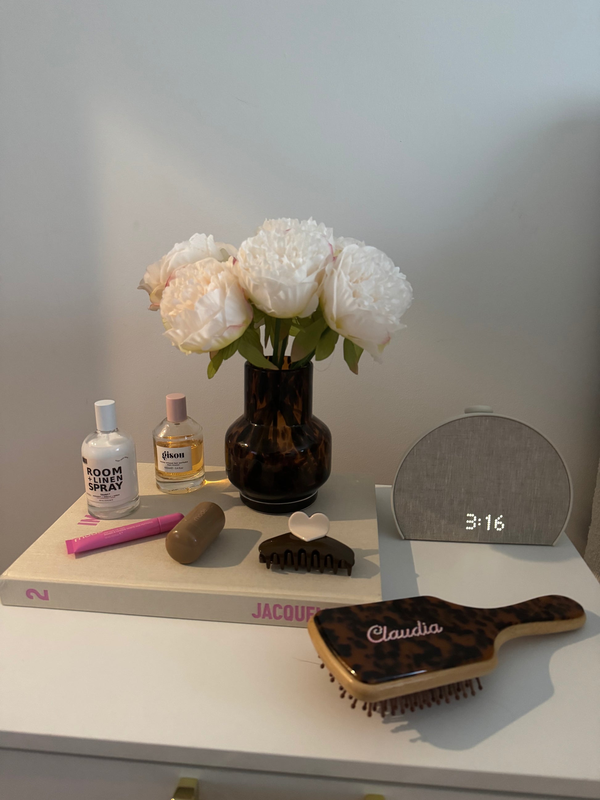 Nightstand aesthetic perfect for get ready with me