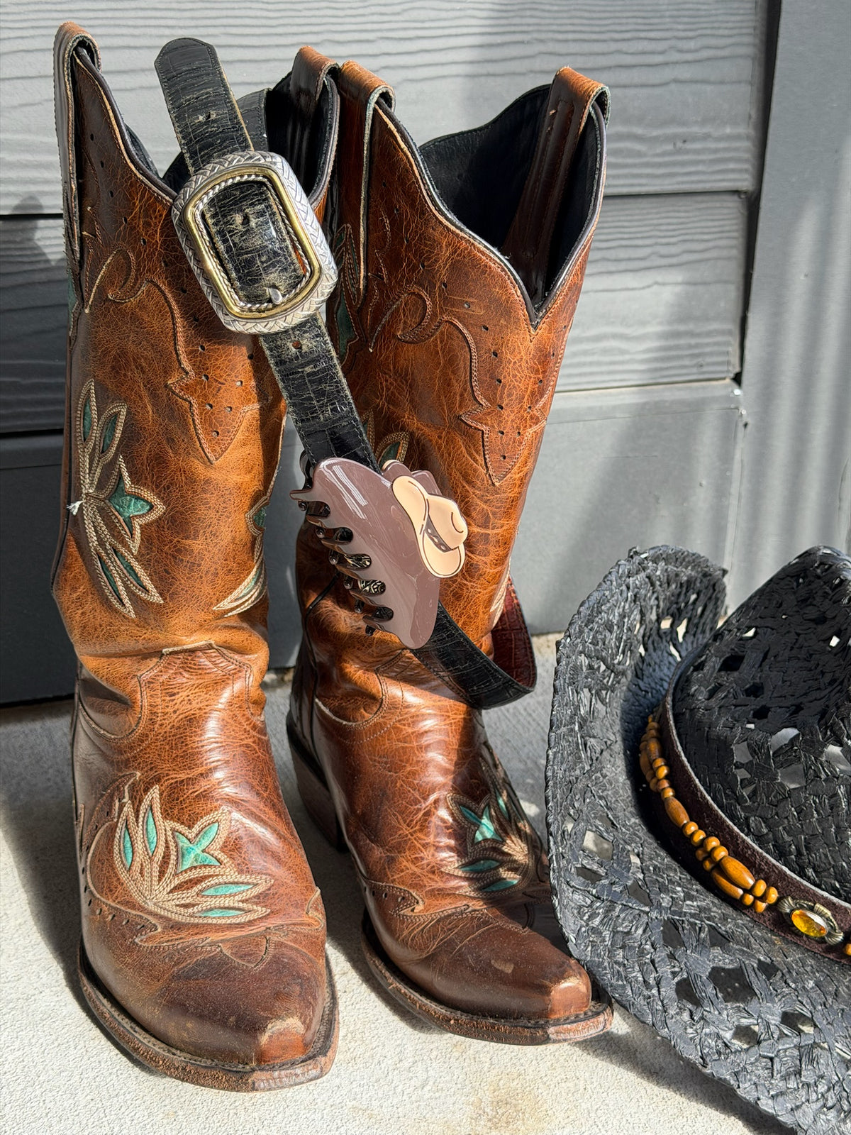 Howdy Honey Claw