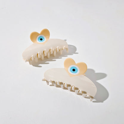 The Evil Eye Claw