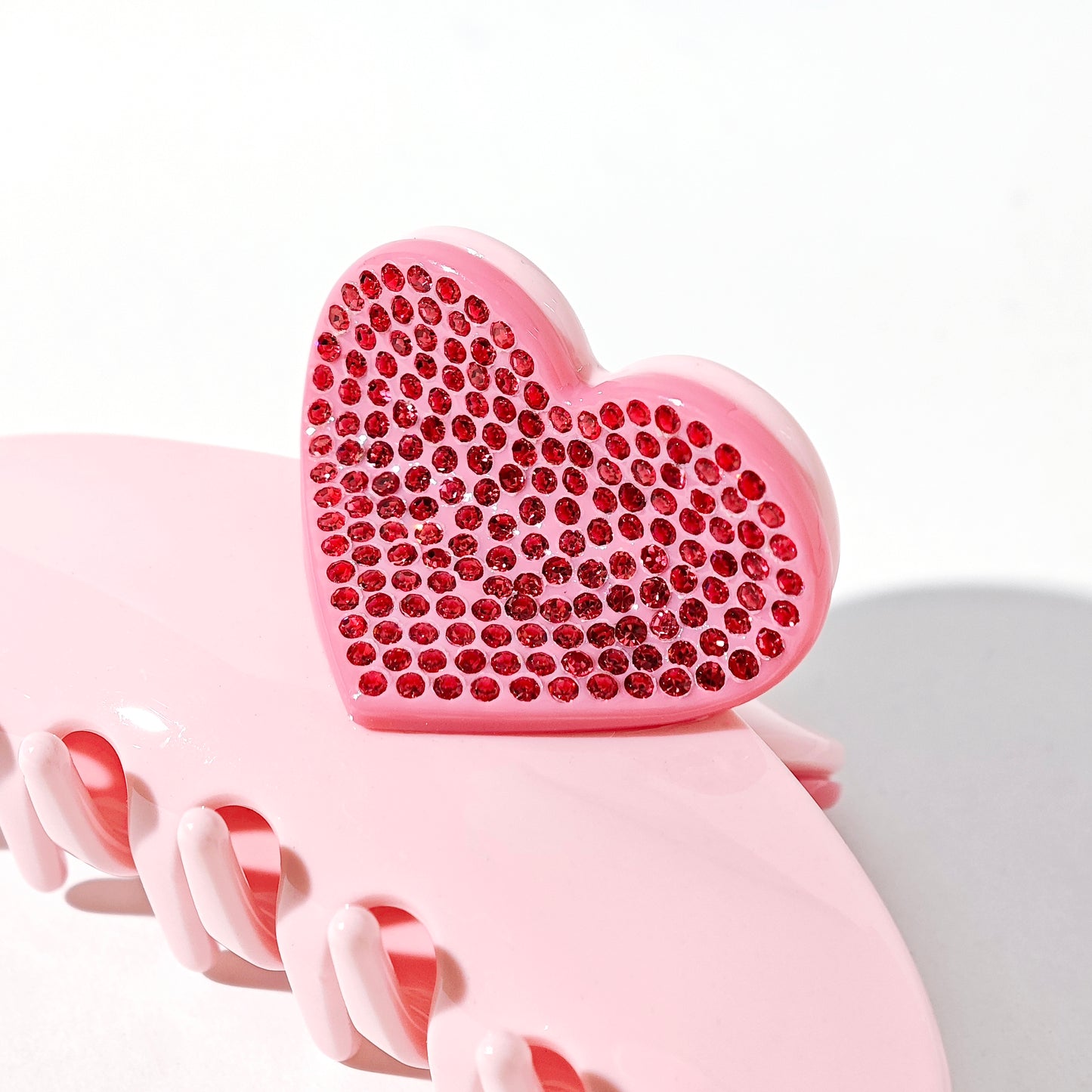 One Love Sparkle Claw