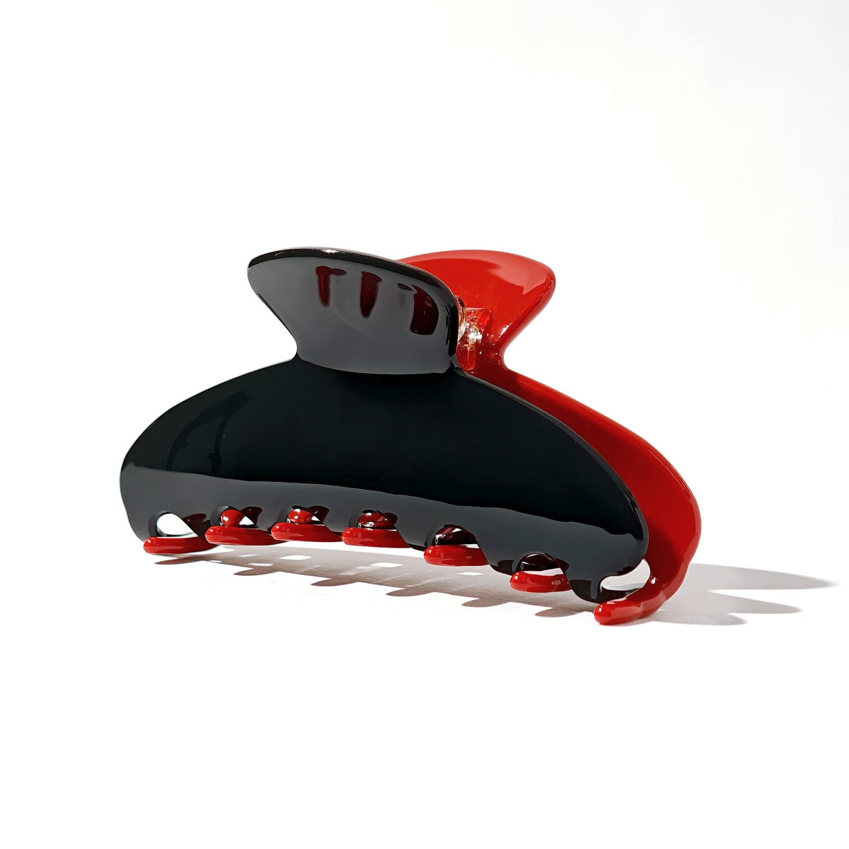 Game Day Claw in Hype Girl (Black & Red)
